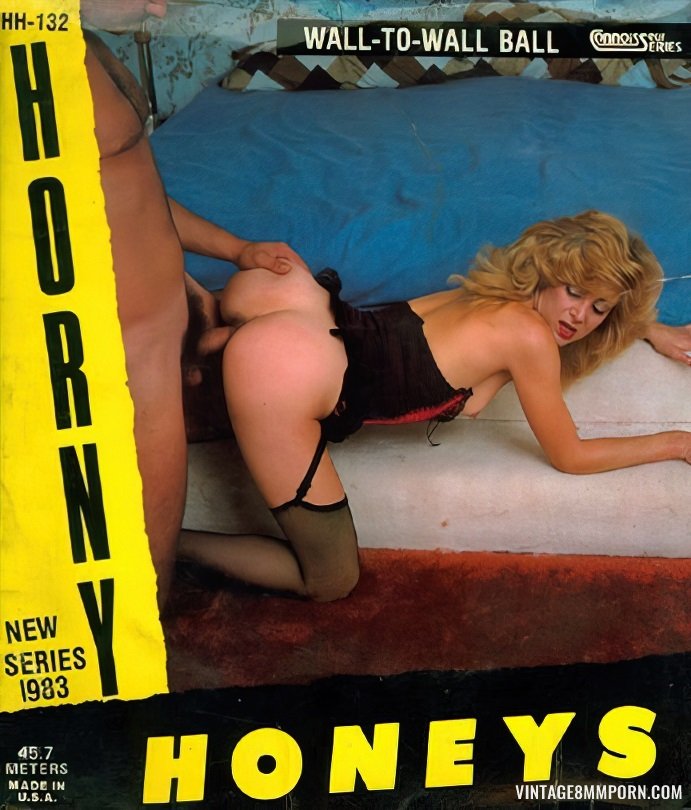 Horny Honeys 132 - Wall-to-Wall Ball